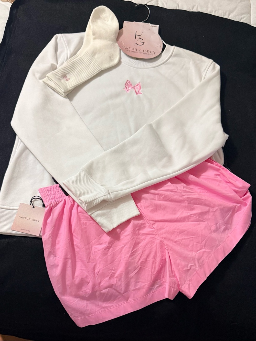 NWT Happily Grey Women's PajaHappily Pajama Set Top/Shorts/socks (L)